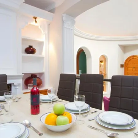 Palmira Villa *