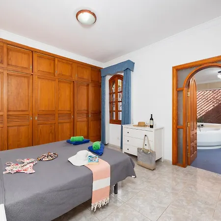 Palmira Villa